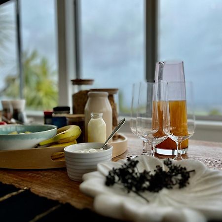 Bed and Breakfast The Lighthouse - Free Breakfast And Stunning Views Крайстчёрч Экстерьер фото
